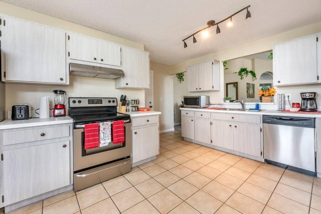 Vacation Home With Private Pool Near Disney World Киссимми Экстерьер фото